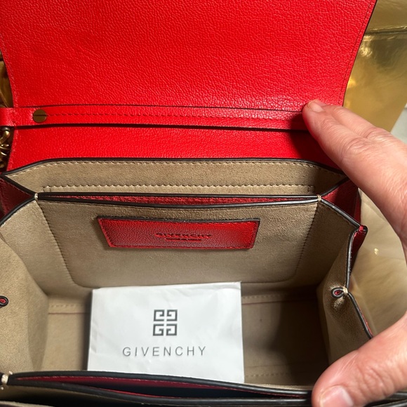 Givenchy Bold Red Crossbody Bag - Picture 5 of 10